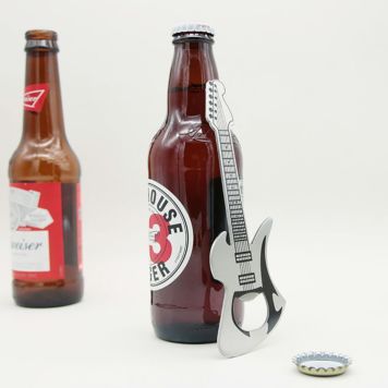 Apribottiglie a forma di Chitarra